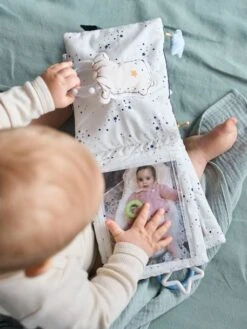 Livre D'éveil Et Photos CÉLESTE Bleu - Vertbaudet -Promos Jouets Boutique livre deveil et photos celeste 5
