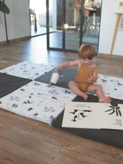 Tapis De Motricité XL Black And White Experience - CANDIDE Blanc - Candide -Promos Jouets Boutique tapis de motricite xl black and white experience candide 3
